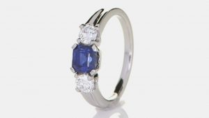 Platinum Ring With Two Diamonds And Blue Sapphire
