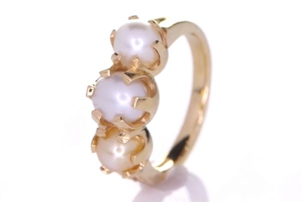 Three Real Salt Water Pearls Claw Set In Gold Ring