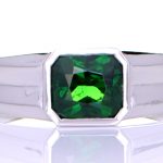 Platinum Ring With Green Emerald